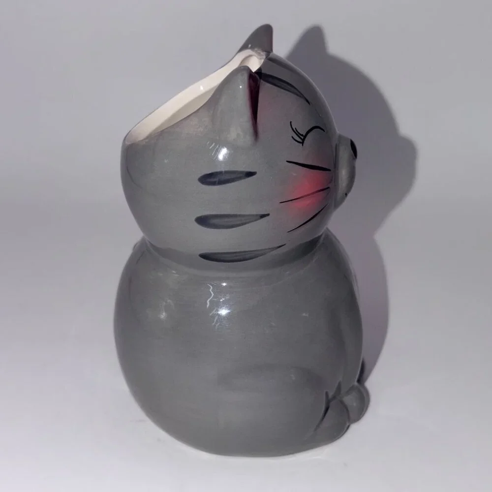 Hazel & Co. Gray Cat Ceramic Planter / Vase – Cute Kitty Decor